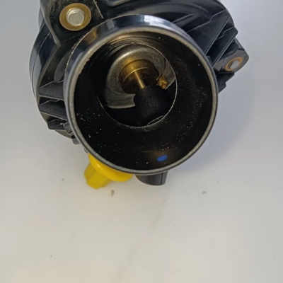 OEM NO 11537549476 Motorkoelmiddel thermostaat voor BMW E87 E82 E90 E92 E93 E63 E64 E66 E83