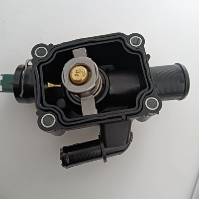 1336.Z0 OEM NO Motor koelmiddel thermostaat voor Citroen C4 C3 C2 Berlingo Peugeot 1.4-1.6L