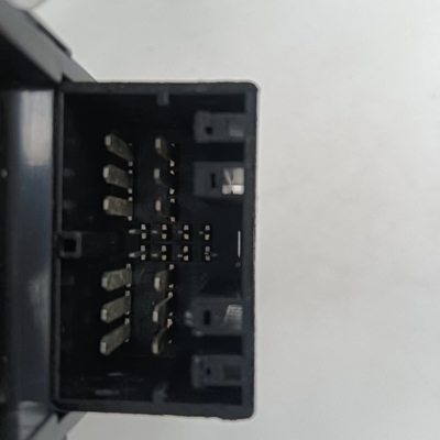 ISO9001/IATF16949 gecertificeerde power window switch voor Suzuki Scroos S Cross