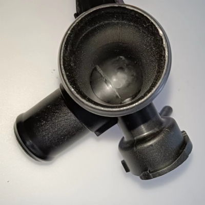 Plastic Radiator Engine Coolant Filler Neck voor 2012-2017 Hyundai Accent Veloster Rio 25329-1R200