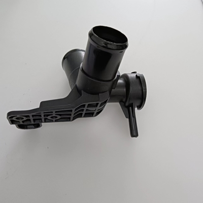 Plastic Radiator Engine Coolant Filler Neck voor 2012-2017 Hyundai Accent Veloster Rio 25329-1R200