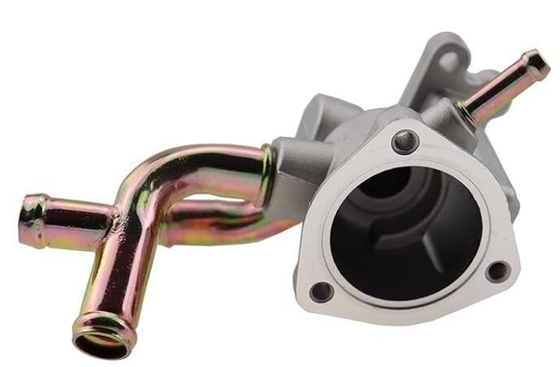 Ontwerp Aluminium motor koeling thermostaat behuizing dekking voor Nissan Tsuru 11061F4300