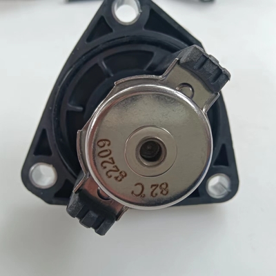 Verzameling van thermostaatbehuizing 16031-0P010 16031-31011 voor Toyota TACOMA TUNDRA