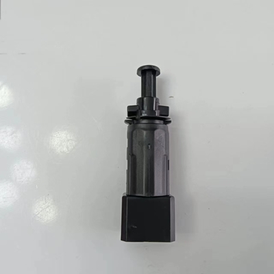 50-0143 Bremslichtschakelaar Voor Nissan Aprio 2008-2010 en Renault Referentie NO. 50-0143