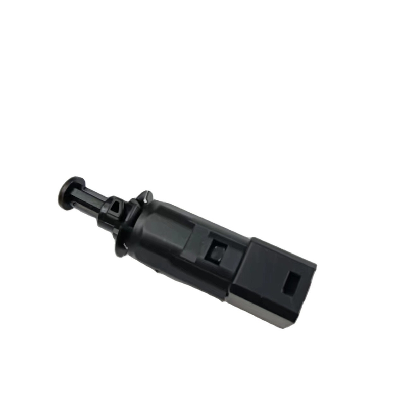 50-0143 Bremslichtschakelaar Voor Nissan Aprio 2008-2010 en Renault Referentie NO. 50-0143